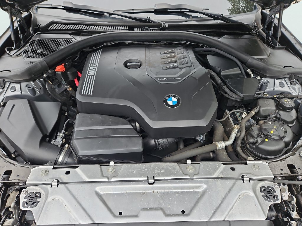 Used 2023 BMW 330i xDrive Sedan w/ Premium Package AWD/4WD image 37