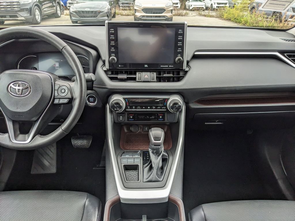 Used 2022 Toyota RAV4 Limited image 20