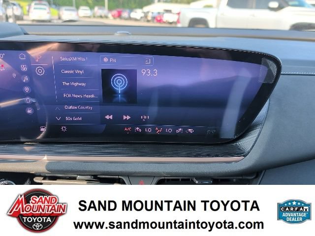 Used 2024 Buick Envision Sport Touring AWD/4WD image 20