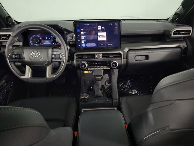 Used 2025 Toyota 4Runner Limited image 25