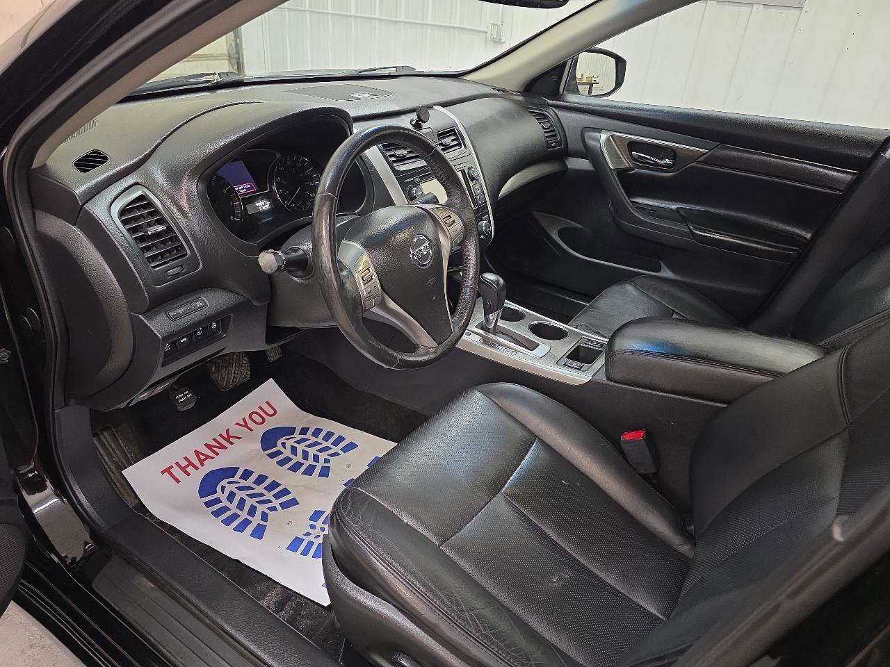 Used 2015 Nissan Altima 2.5 SL w/ Technology Package FWD image 24