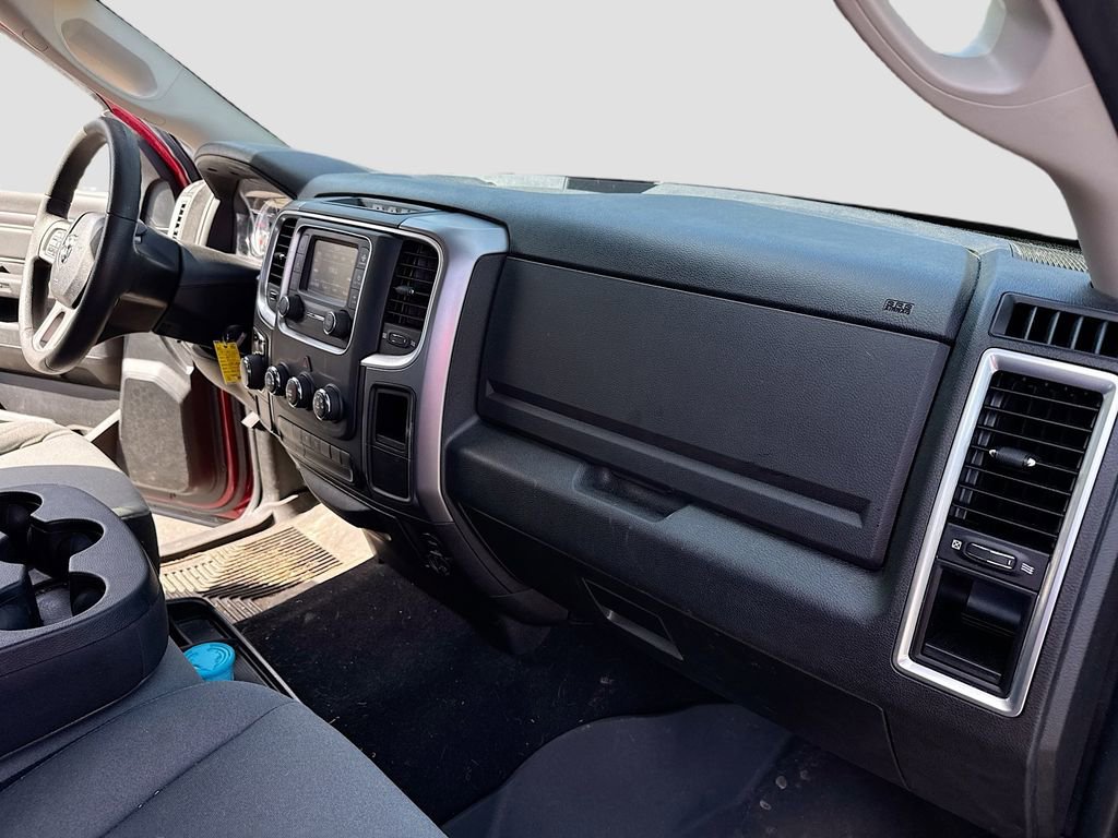 Used 2022 RAM 1500 Classic SLT image 26