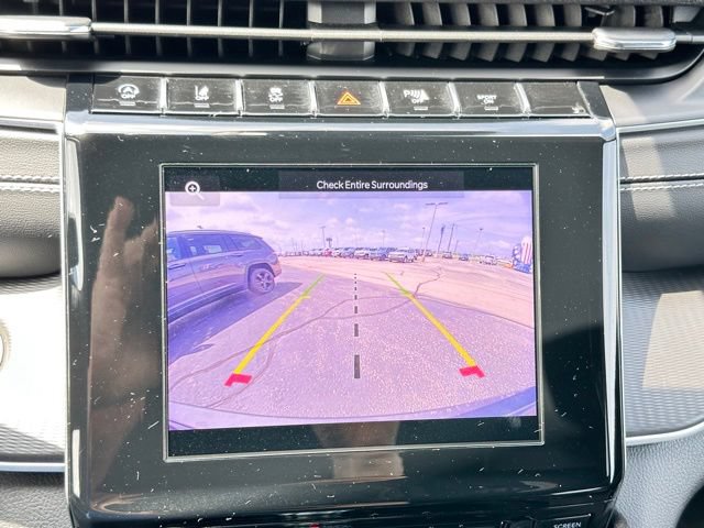 Used 2024 Jeep Grand Cherokee Altitude AWD/4WD image 18