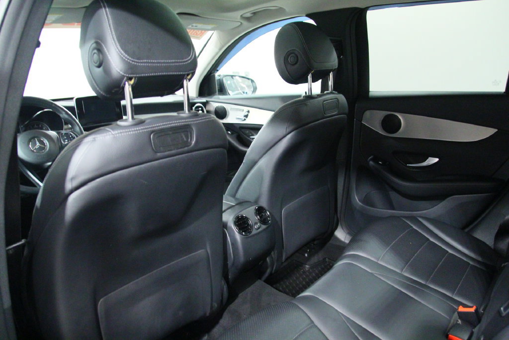 Certified 2019 Mercedes-Benz GLC 300 4MATIC image 25