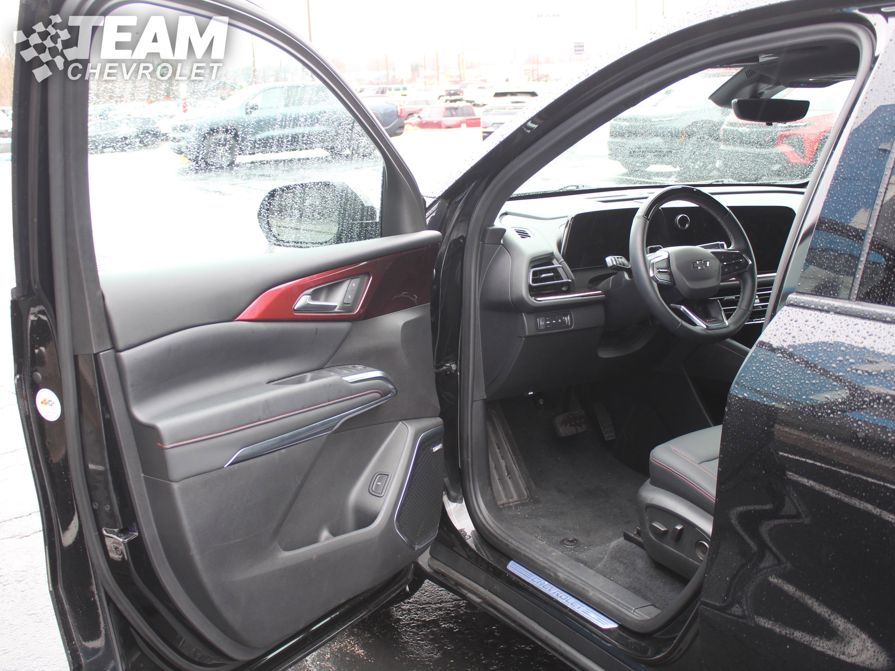 Used 2024 Chevrolet Traverse Z71 w/ Enhanced Driving Package image 10