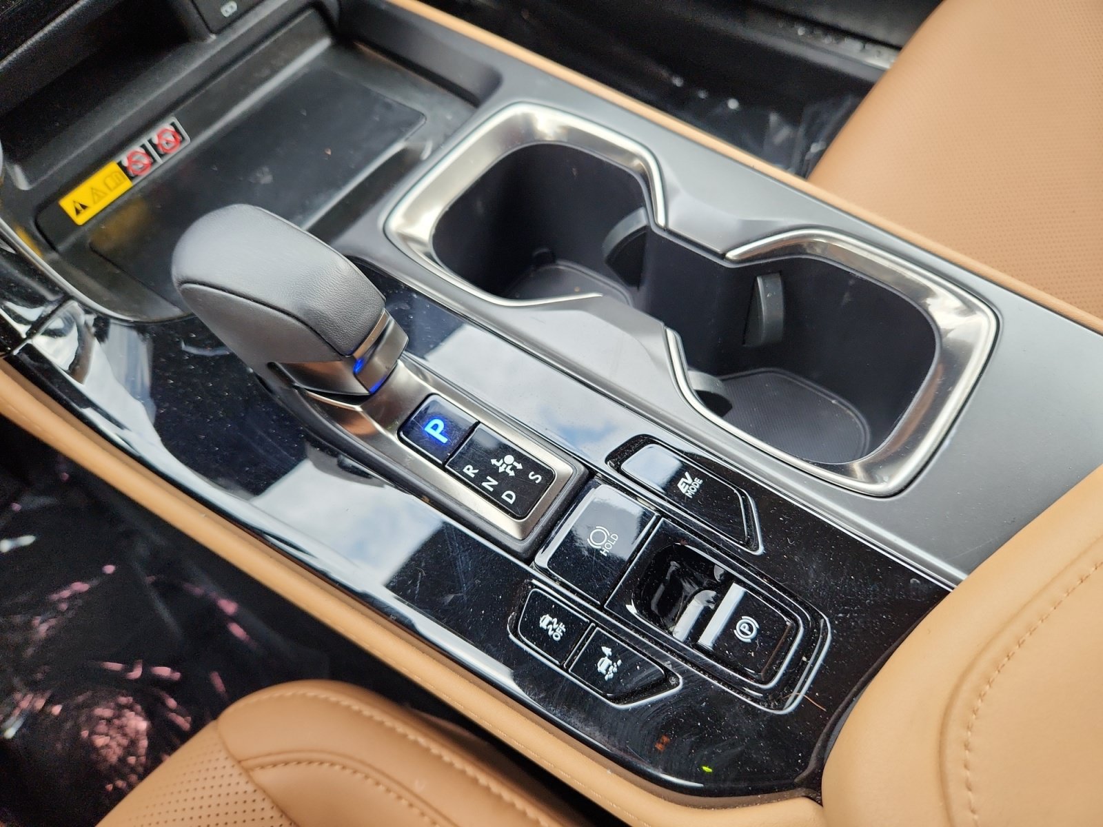 Certified 2026 Lexus NX 350h AWD w/ Accessory Package (2T) image 15