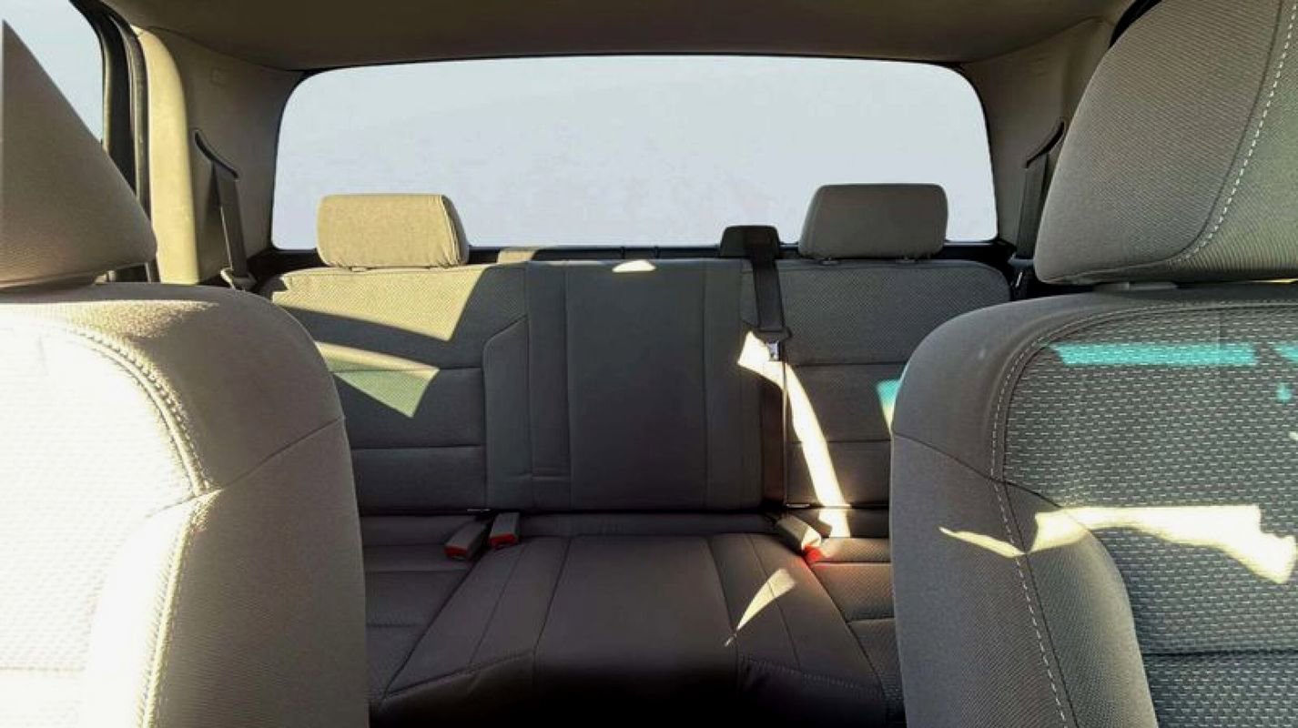 Used 2019 Chevrolet Silverado 2500 W/T image 12