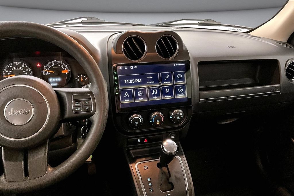 Used 2017 Jeep Patriot Sport w/ Power Value Group FWD image 9
