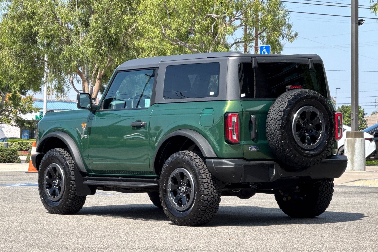 Used 2022 Ford Bronco Badlands AWD/4WD image 6