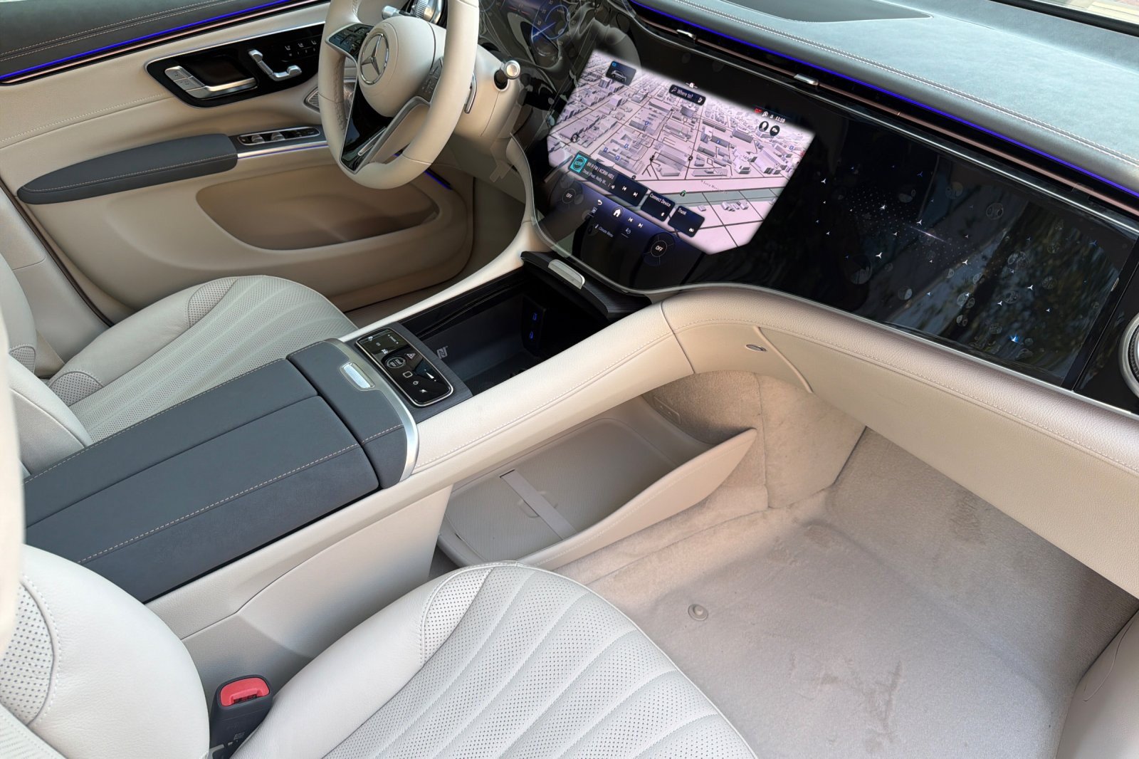 New 2026 Mercedes-Benz EQS 400 4MATIC SUV image 16