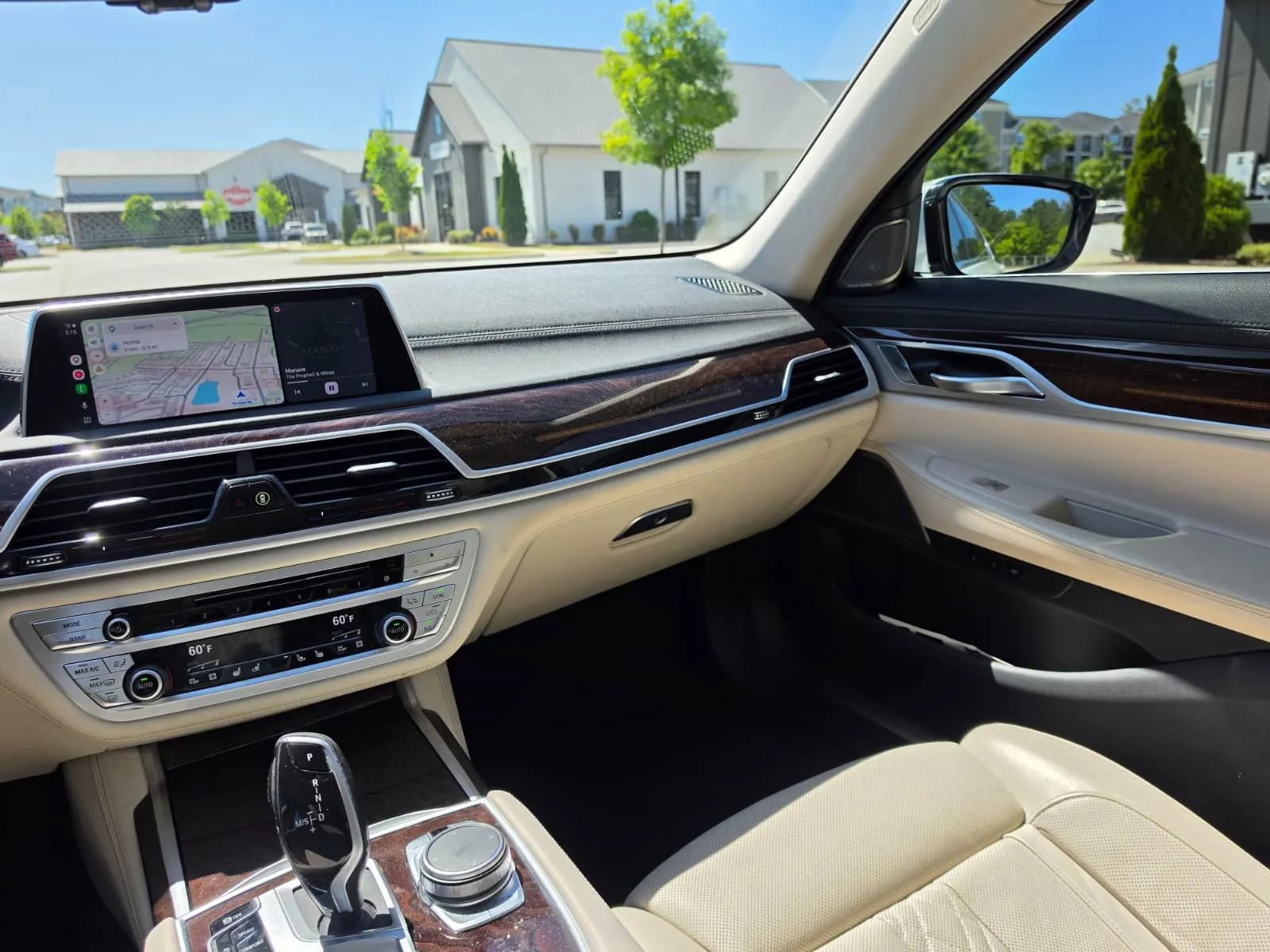 Used 2020 BMW 740i w/ Premium Package RWD image 21