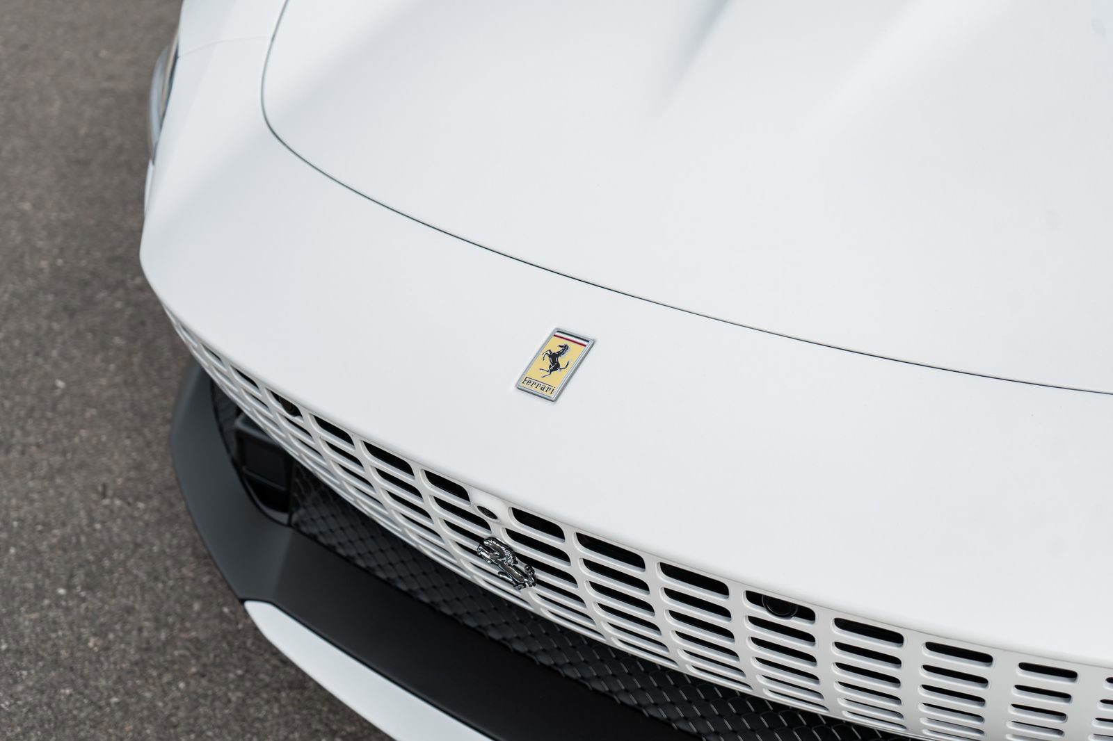 Used 2024 Ferrari Roma Spider image 23