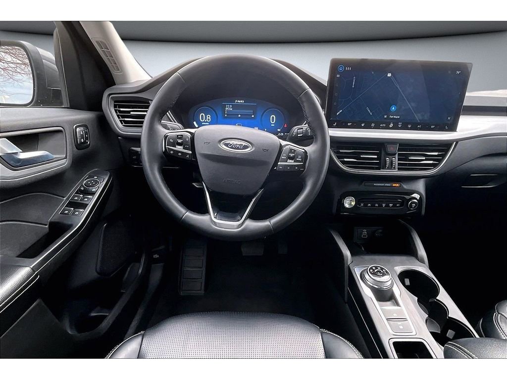 Used 2024 Ford Escape Platinum AWD/4WD image 6