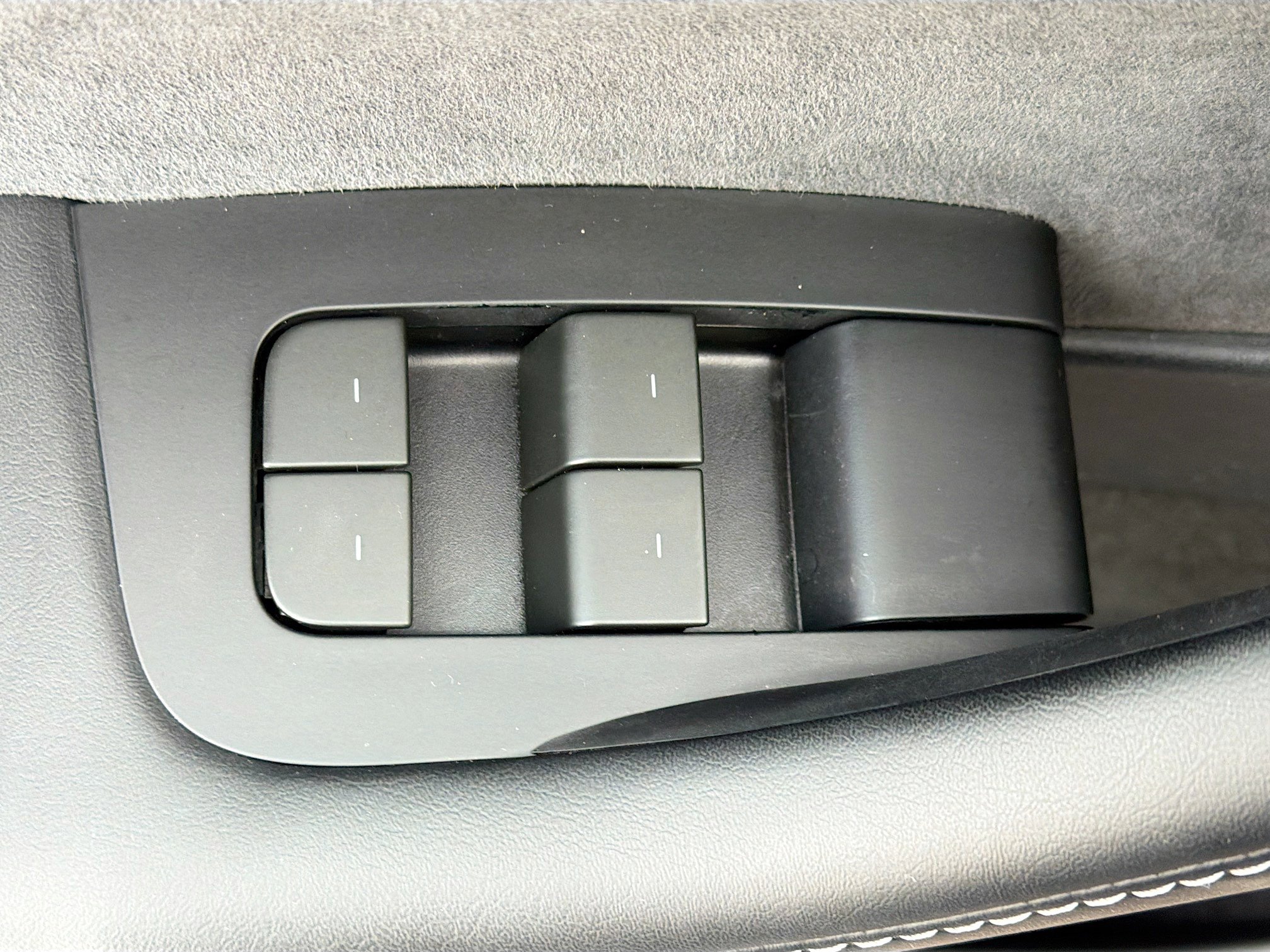 Used 2024 Tesla Model Y Long Range image 15