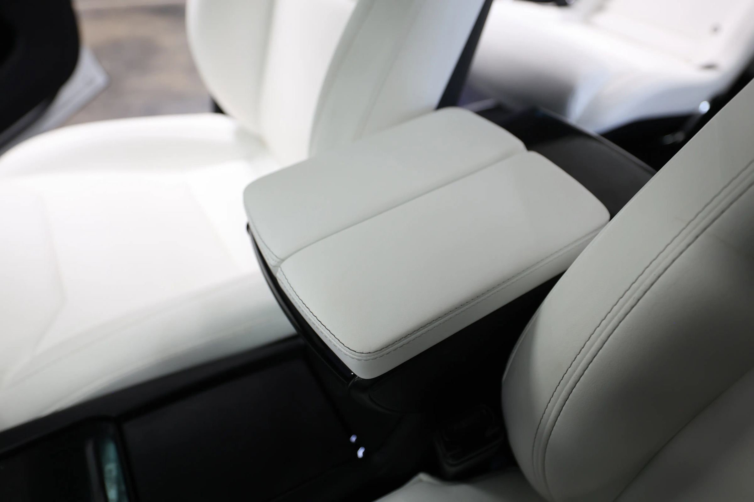 Used 2019 Tesla Model X Long Range AWD/4WD image 37