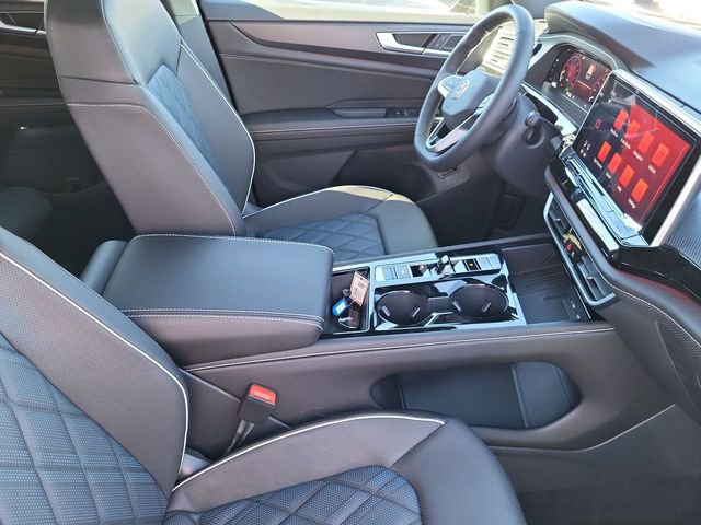 New 2026 Volkswagen Atlas Cross Sport SEL Premium R-Line image 17