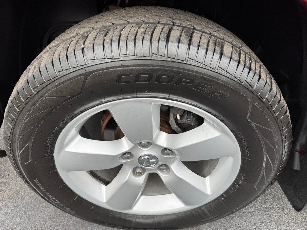 Used 2013 RAM 1500 Express AWD/4WD image 12
