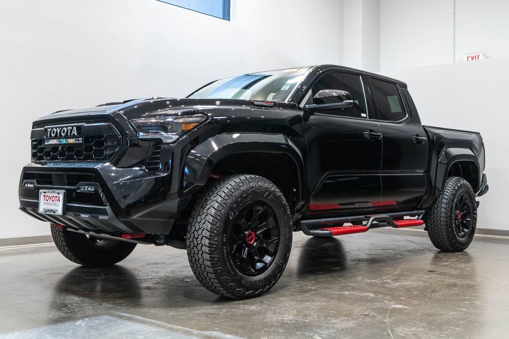 Used 2025 Toyota Tacoma TRD Pro image 3
