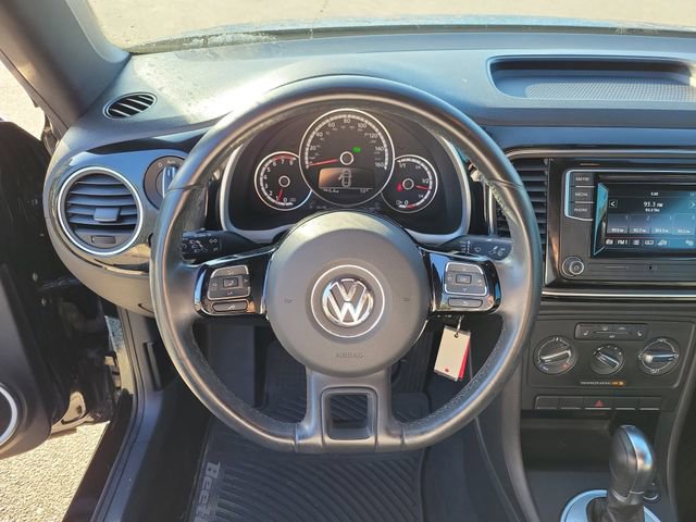 Used 2016 Volkswagen Beetle 1.8T Denim image 25
