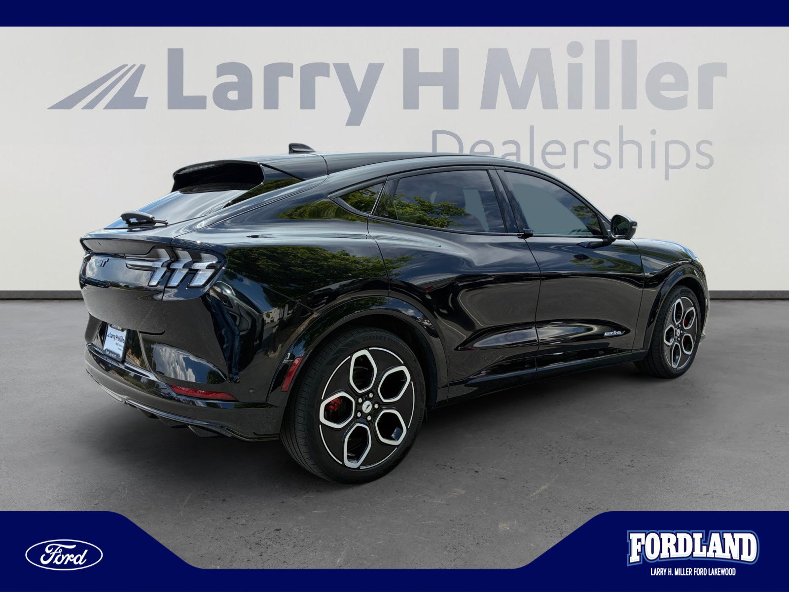 Used 2022 Ford Mustang Mach-E GT AWD/4WD image 5