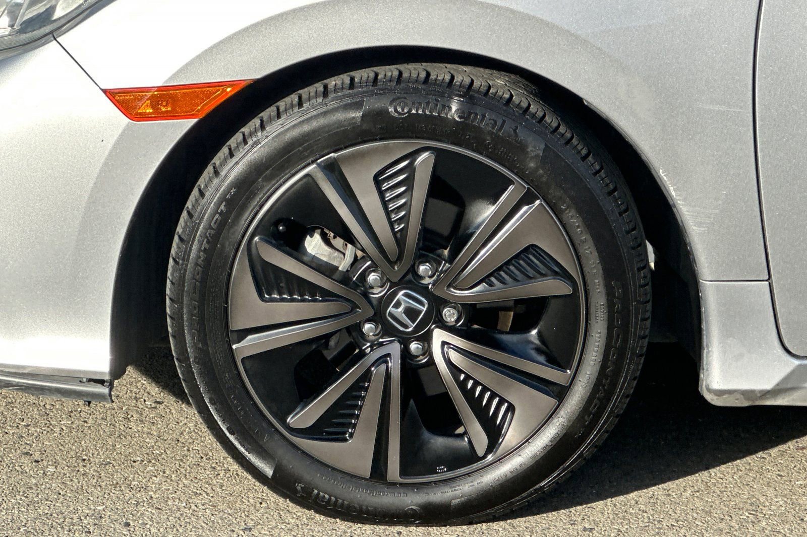 Used 2018 Honda Civic EX image 28