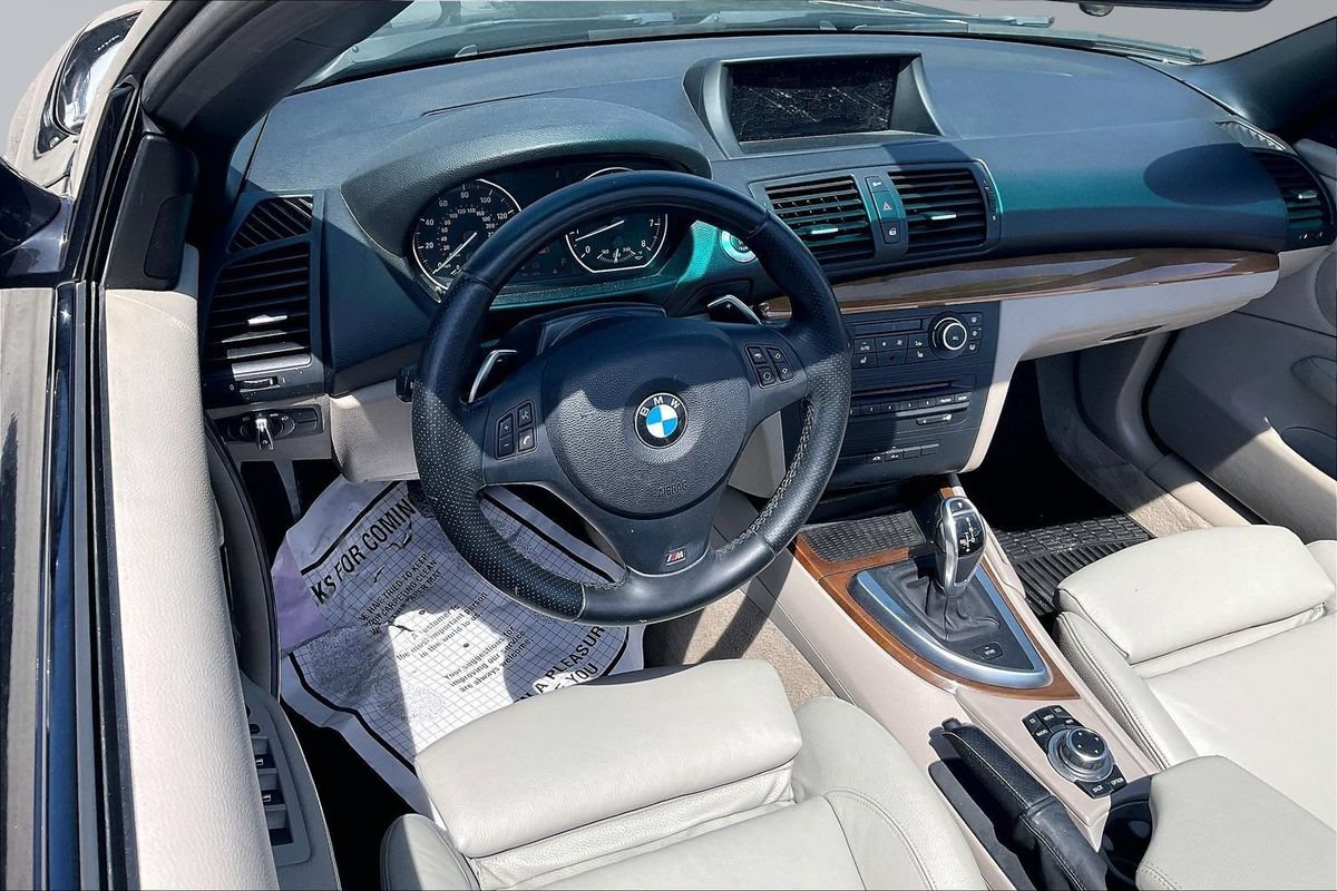 Used 2012 BMW 135i Convertible RWD image 13