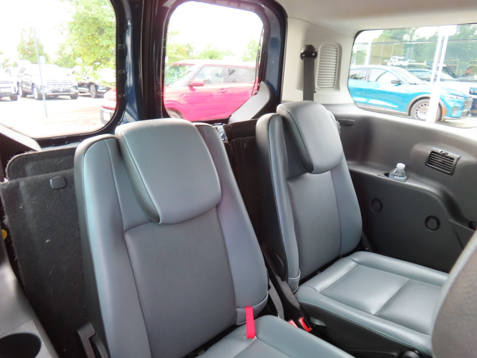 Used 2017 Ford Transit Connect XL FWD image 31