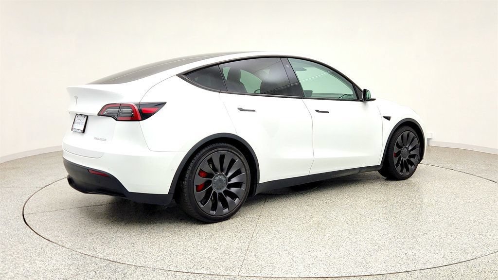 Used 2022 Tesla Model Y Performance AWD/4WD image 5
