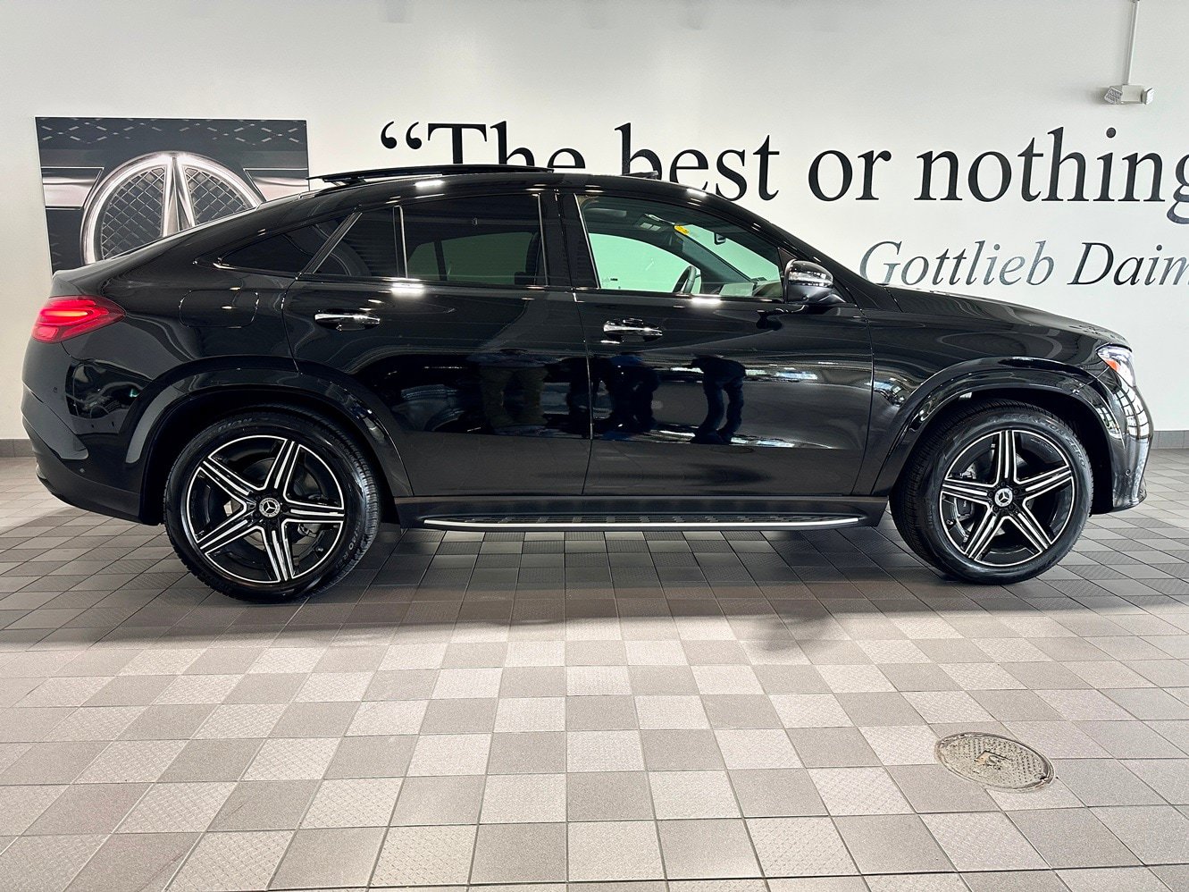 New 2026 Mercedes-Benz GLE 450 4MATIC Coupe image 3