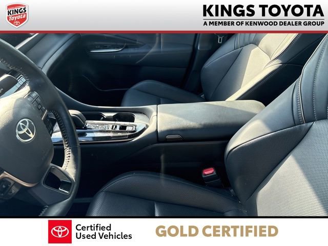 Used 2024 Toyota Crown Platinum image 10