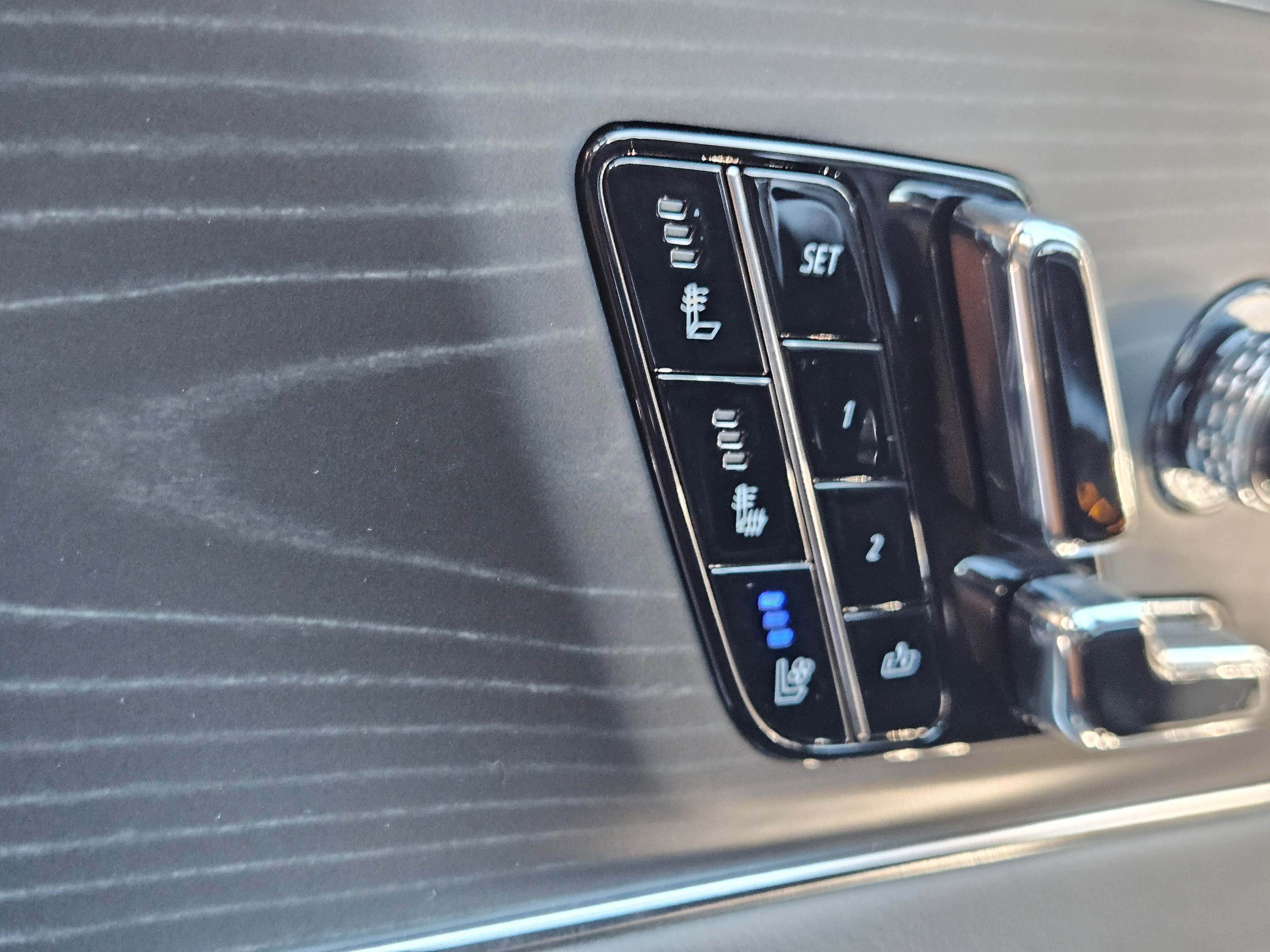 New 2026 Cadillac Lyriq V image 29