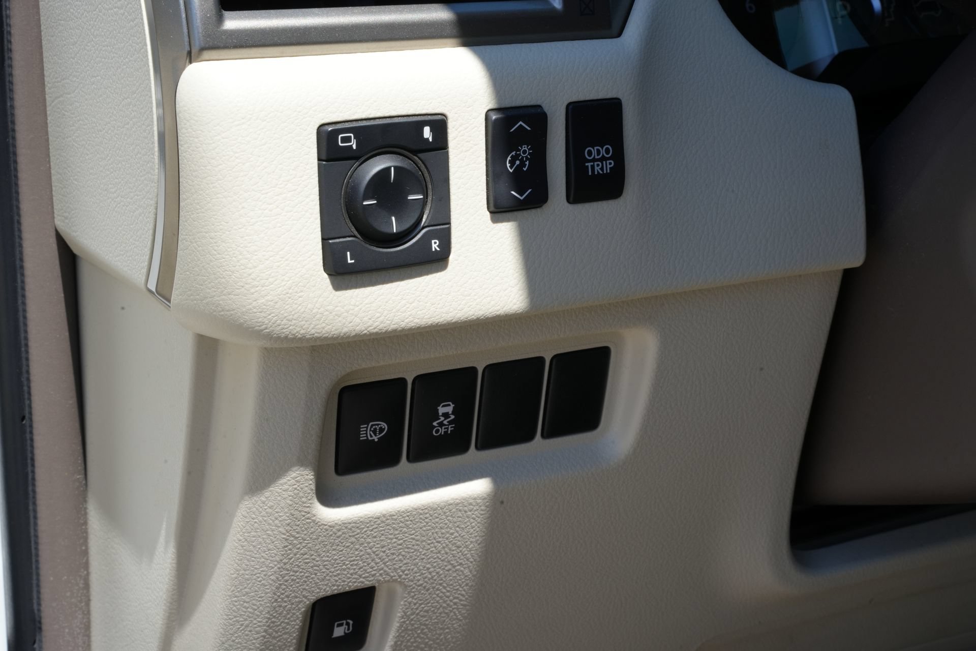 Used 2019 Lexus GX 460 Premium AWD/4WD image 18
