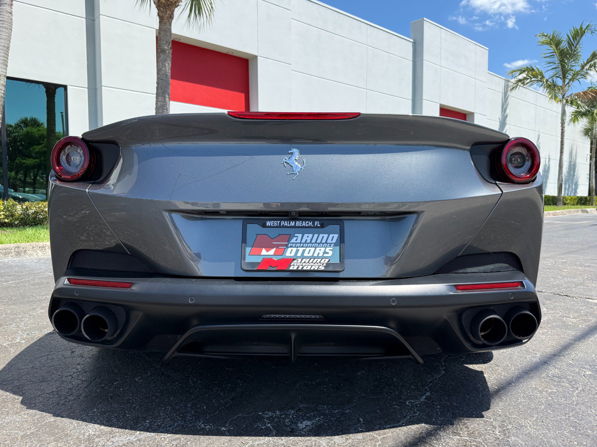 Used 2019 Ferrari Portofino RWD image 25