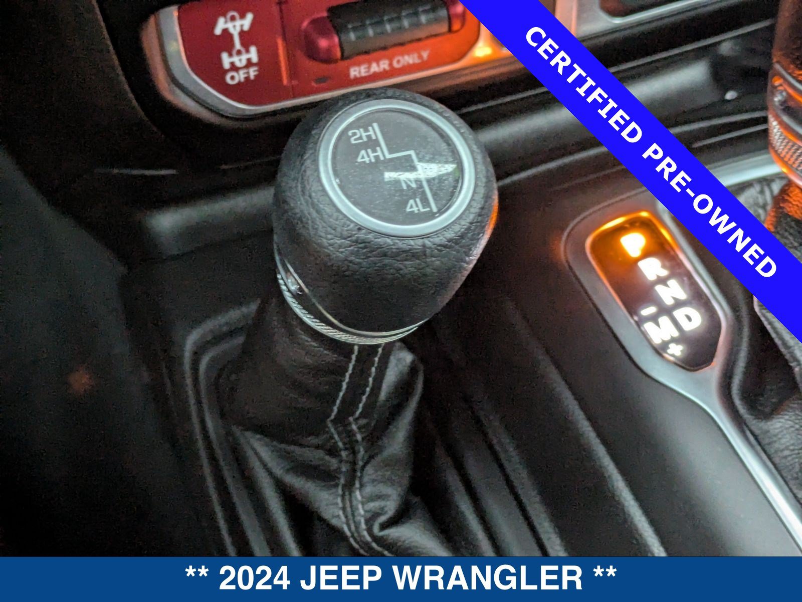 Used 2024 Jeep Wrangler Unlimited Rubicon AWD/4WD image 33