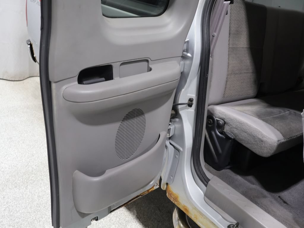 Used 2003 Ford F150 XLT AWD/4WD image 20