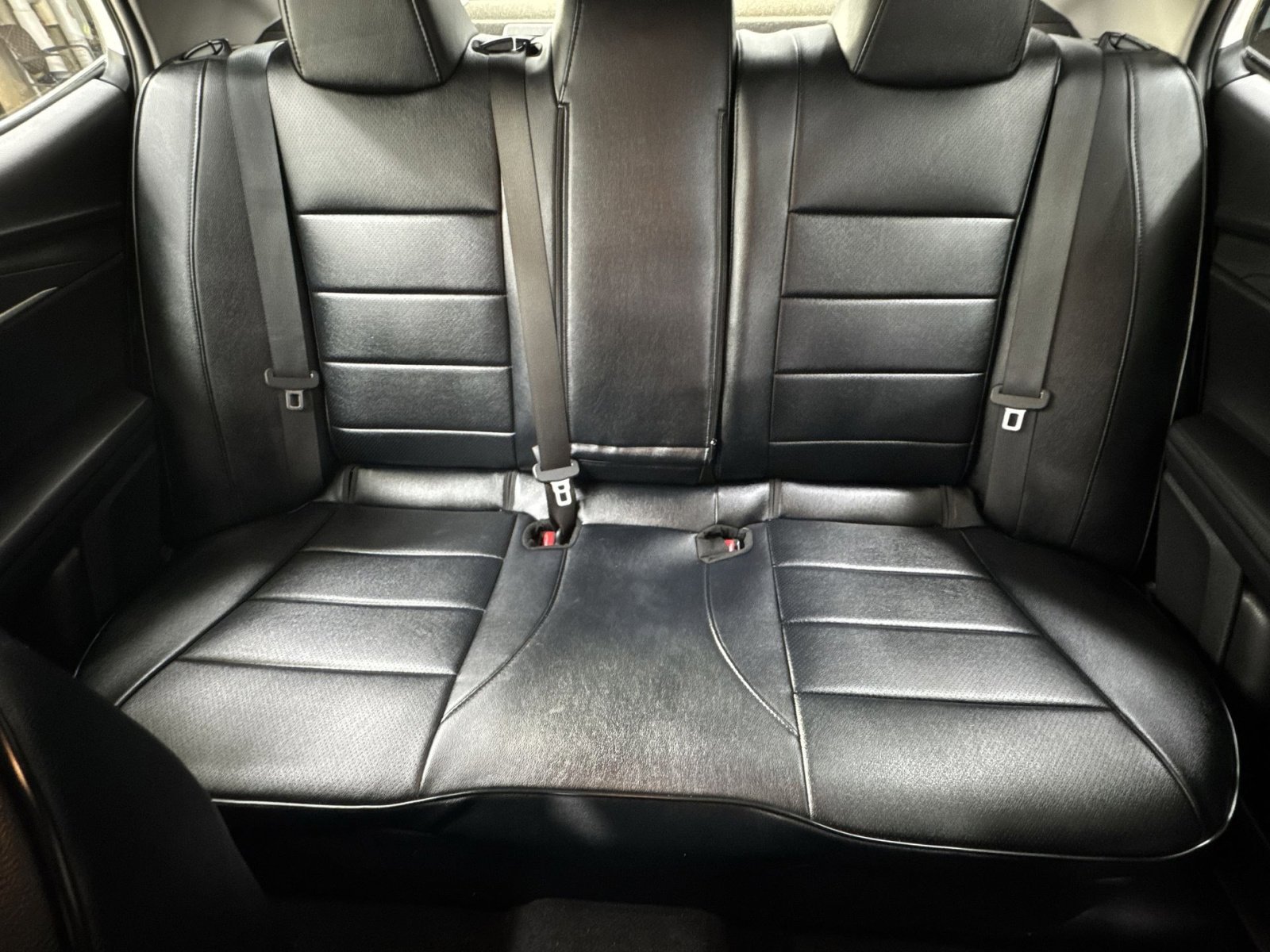 Used 2025 Toyota Camry LE image 5