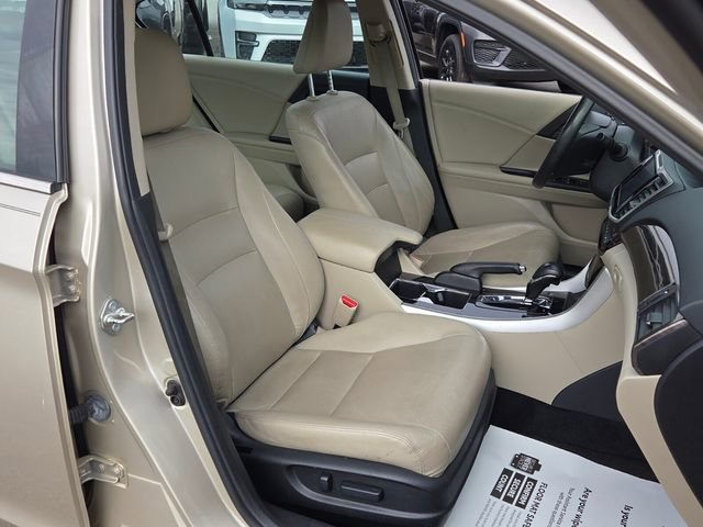 Used 2017 Honda Accord EX-L image 14