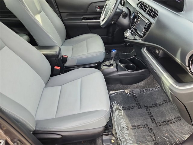 Used 2015 Toyota Prius C Four image 12