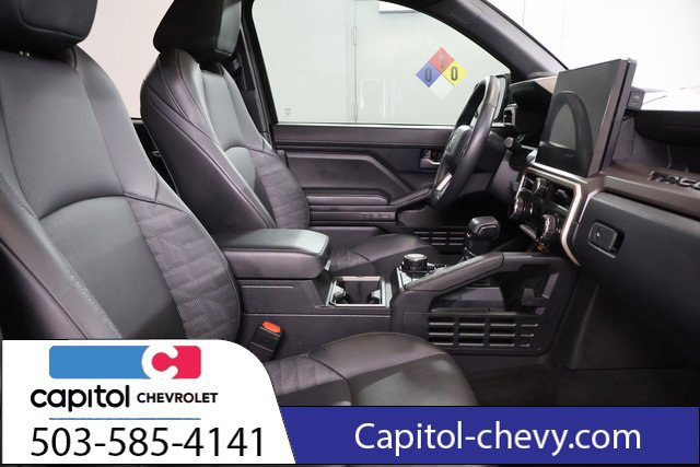 Used 2024 Toyota Tacoma TRD Sport w/ TRD Sport Premium Package AWD/4WD image 28