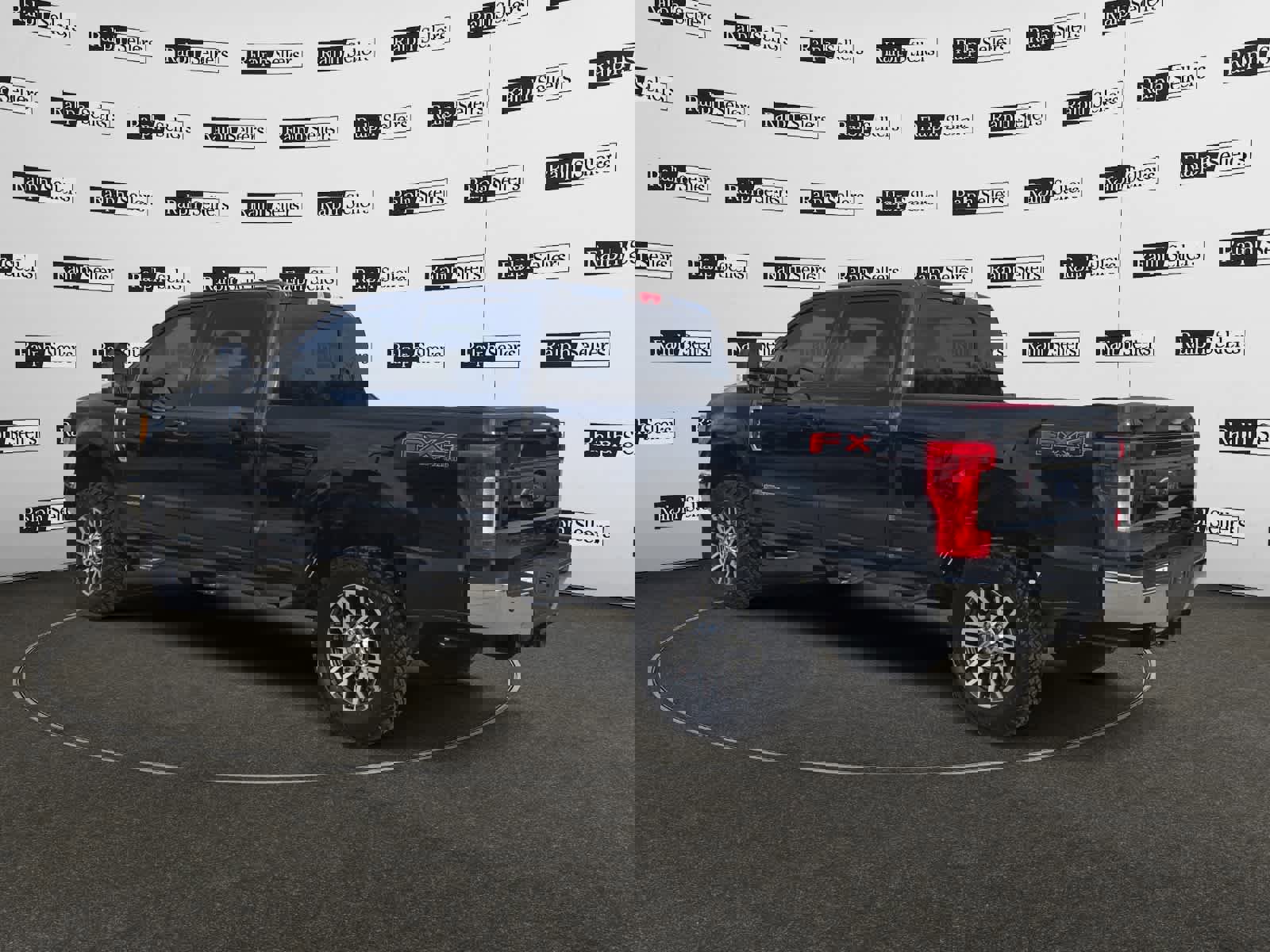 Used 2017 Ford F250 Lariat w/ Lariat Value Package image 4