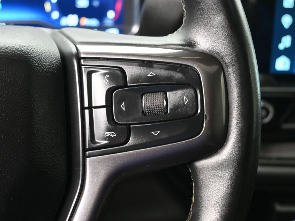 Used 2024 Chevrolet Silverado 2500 ZR2 w/ Technology Package image 14