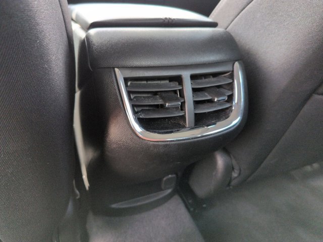 Used 2023 Chevrolet Malibu LT image 17