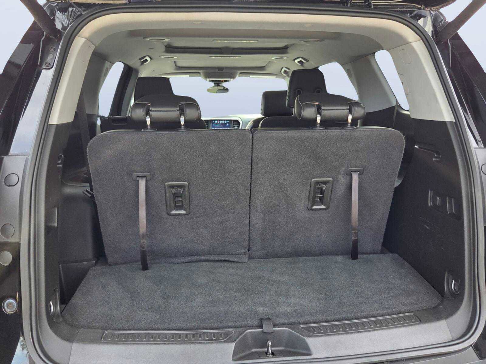 Used 2017 GMC Acadia SLT FWD image 13