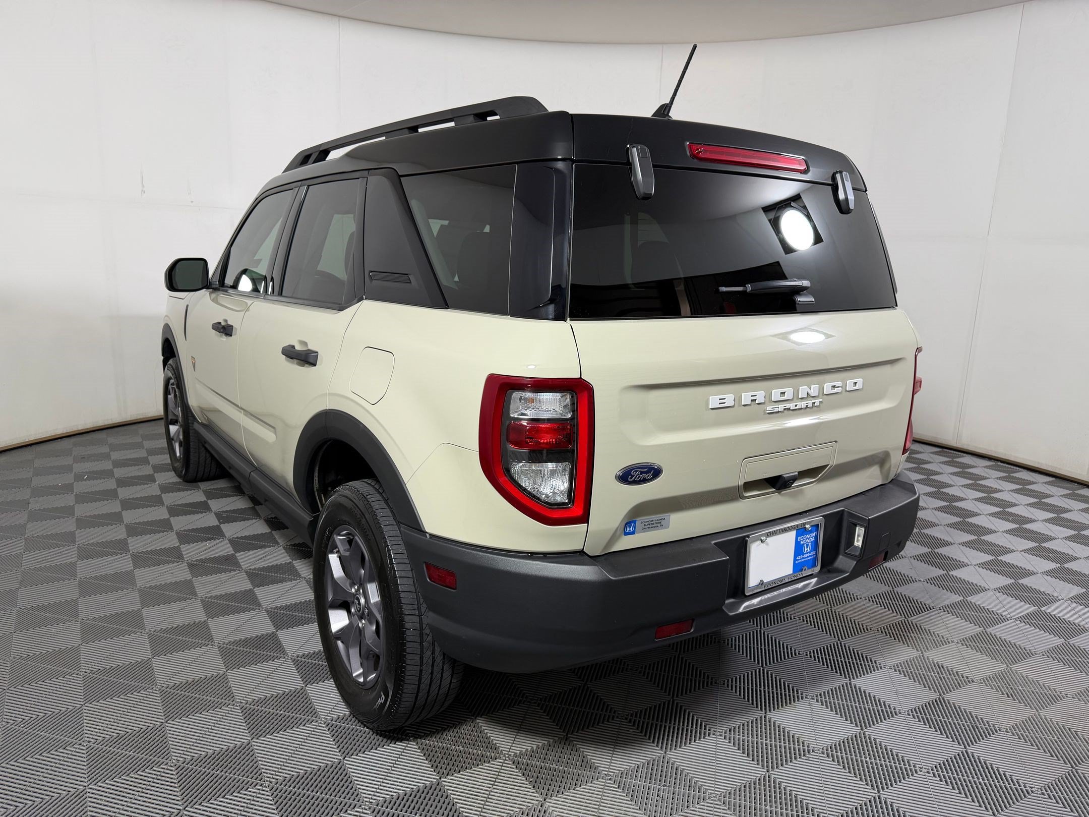 Used 2024 Ford Bronco Sport Badlands AWD/4WD image 2