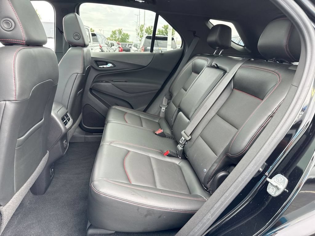 Used 2023 Chevrolet Equinox RS w/ RS Leather Package AWD/4WD image 23