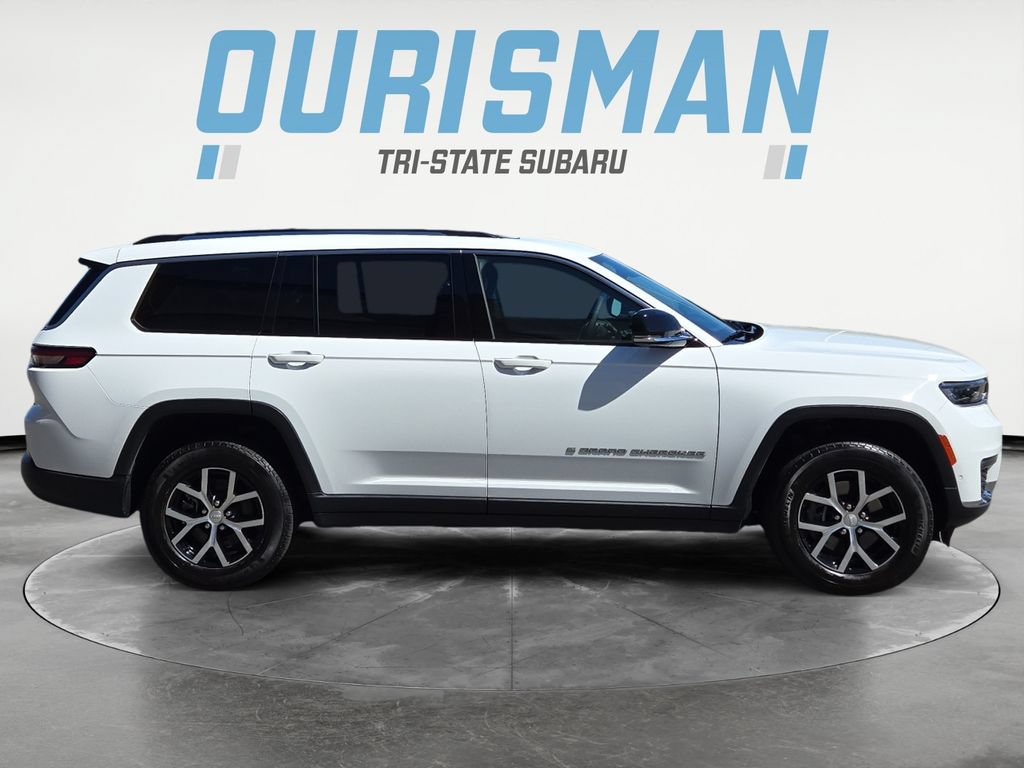 Used 2023 Jeep Grand Cherokee L Limited w/ Luxury Tech Group II AWD/4WD image 7
