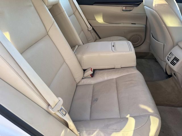Used 2013 Lexus ES 350 w/ Luxury Pkg image 11