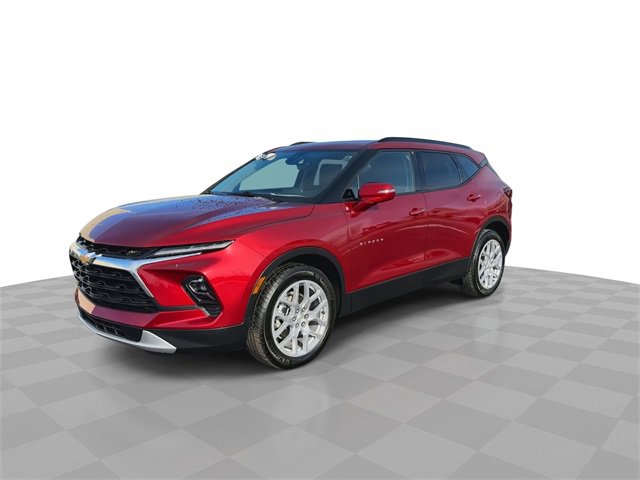 Used 2023 Chevrolet Blazer LT w/ Sound & Technology Package image 4