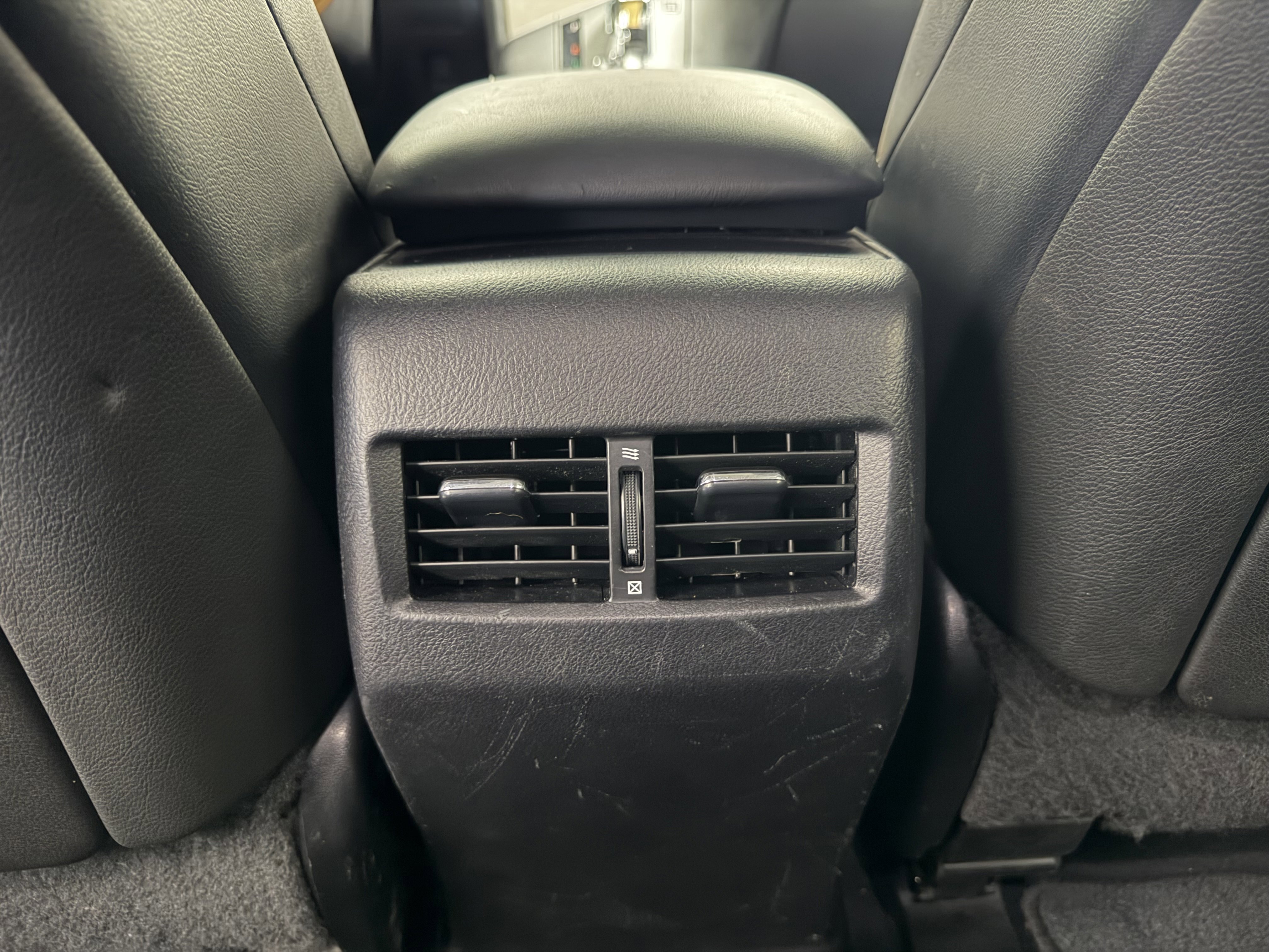 Used 2015 Lexus RX 450h FWD image 29