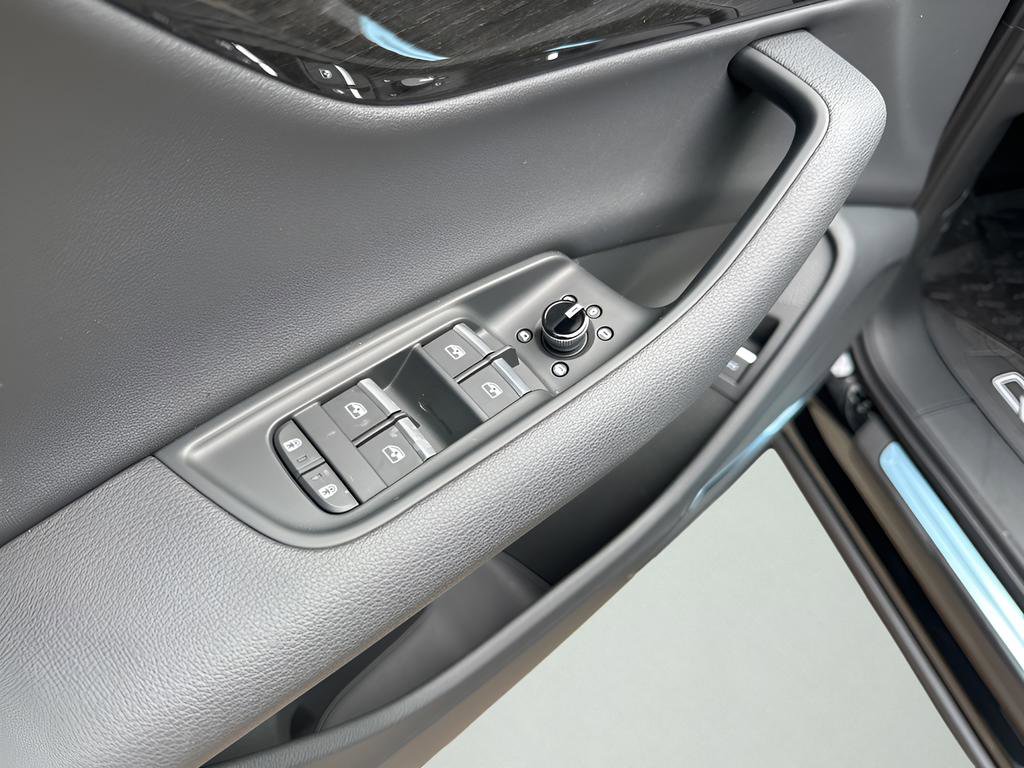 New 2026 Audi Q7 2.0T Premium image 32